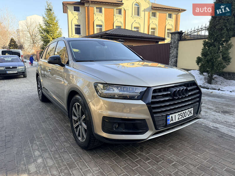 Audi Q7 2015