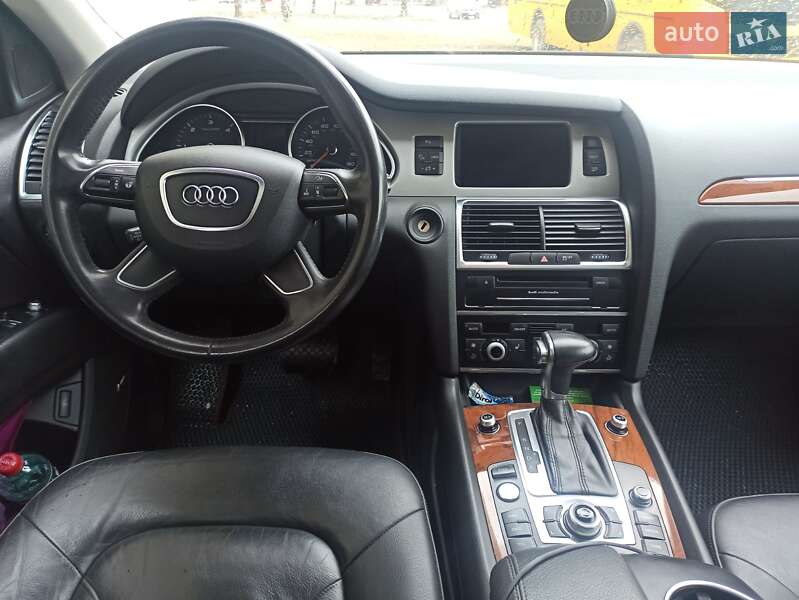 Позашляховик / Кросовер Audi Q7 2014 в Тернополі