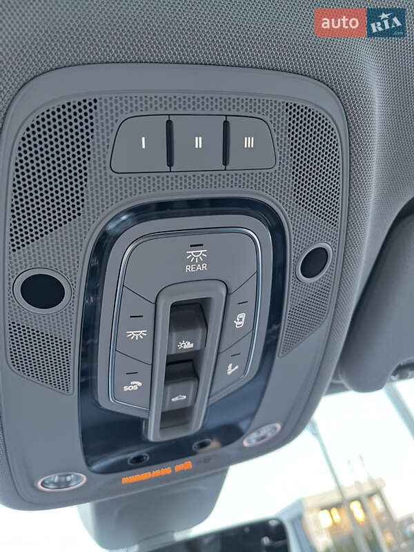 Позашляховик / Кросовер Audi Q7 2016 в Хусті