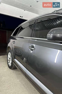 Внедорожник / Кроссовер Audi Q7 2018 в Ровно