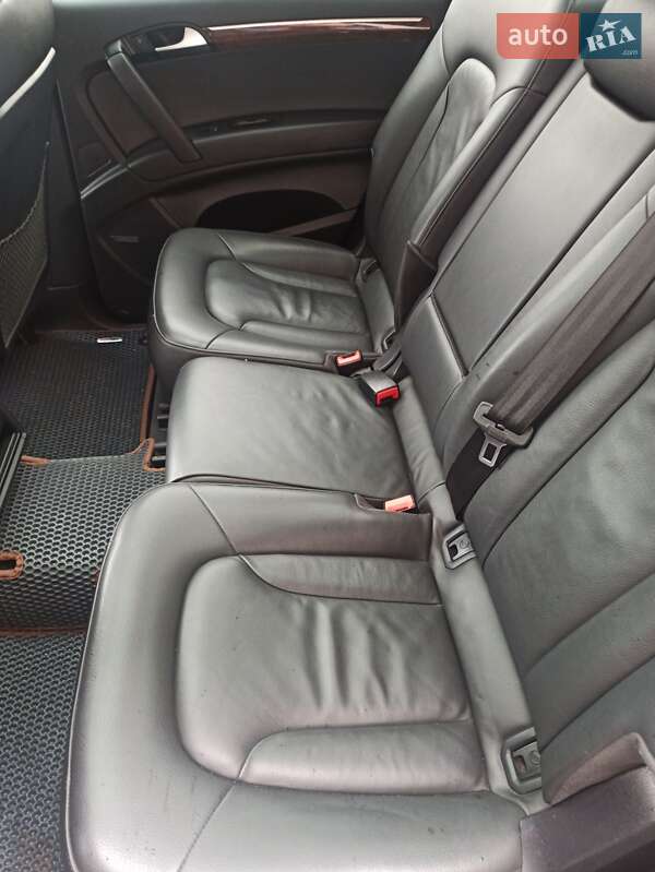 Позашляховик / Кросовер Audi Q7 2014 в Тернополі