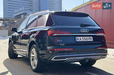 Внедорожник / Кроссовер Audi Q7 2019 в Киеве