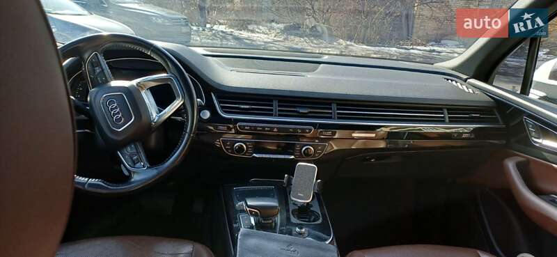 Позашляховик / Кросовер Audi Q7 2016 в Луцьку фото 18 Позашляховик / Кросовер Audi Q7 2016 в Луцьку