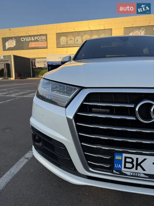 Audi Q7 2016 VIN WAUZZZ4M0GD053330 фото оголошення 12 з 119