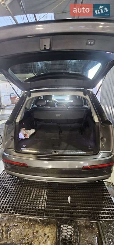 Позашляховик / Кросовер Audi Q7 2017 в Києві фото 3 Позашляховик / Кросовер Audi Q7 2017 в Києві