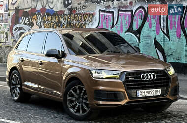 Внедорожник / Кроссовер Audi Q7 2017 в Одессе