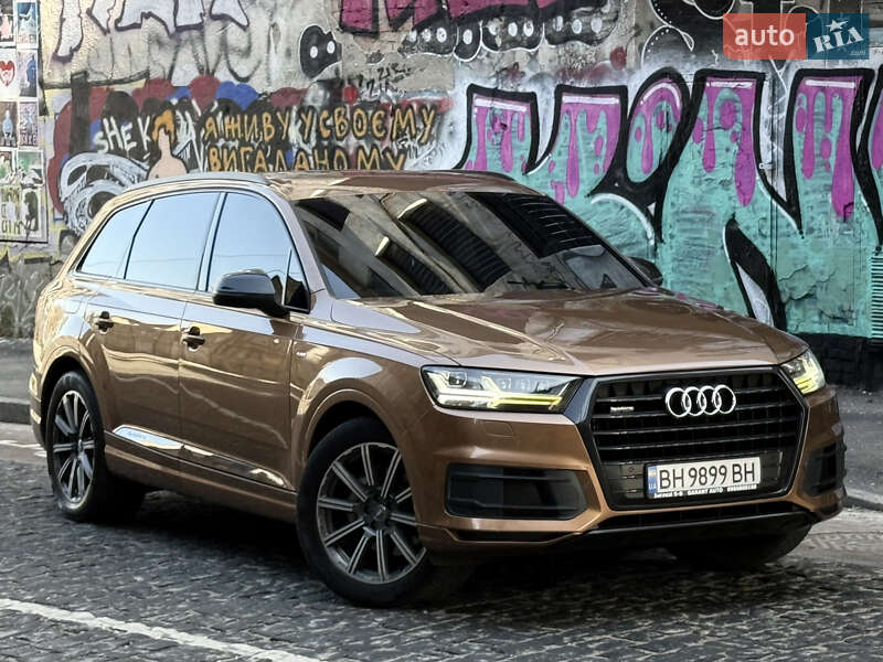Внедорожник / Кроссовер Audi Q7 2017 в Одессе
