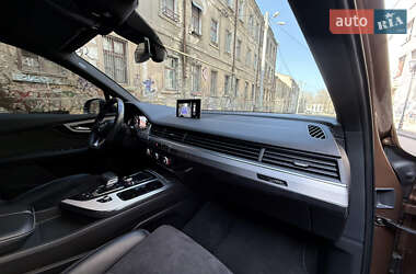 Внедорожник / Кроссовер Audi Q7 2017 в Одессе