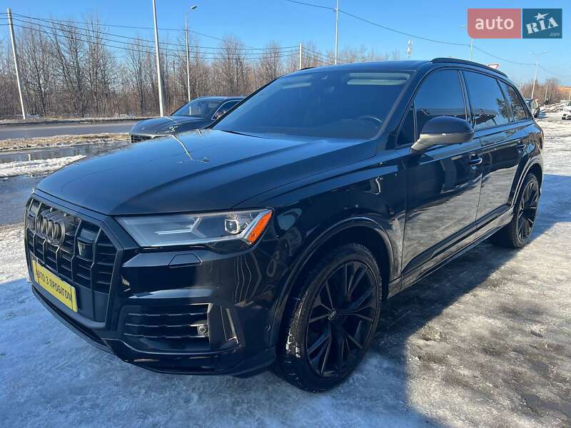Позашляховик / Кросовер Audi Q7 2022 в Полтаві