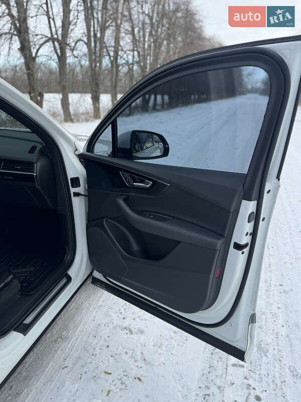 Позашляховик / Кросовер Audi Q7 2018 в Тульчині фото 16 Позашляховик / Кросовер Audi Q7 2018 в Тульчині