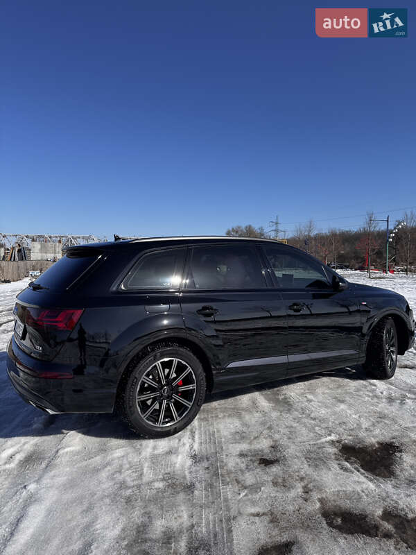 Позашляховик / Кросовер Audi Q7 2017 в Ірпені фото 6 Позашляховик / Кросовер Audi Q7 2017 в Ірпені