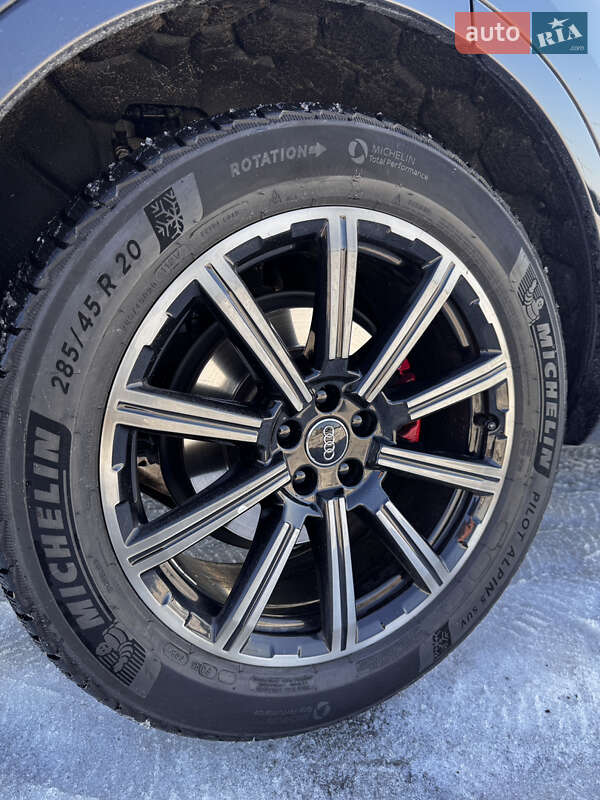 Позашляховик / Кросовер Audi Q7 2017 в Ірпені фото 29 Позашляховик / Кросовер Audi Q7 2017 в Ірпені
