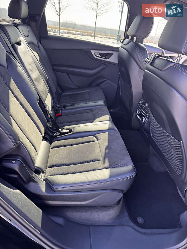 Позашляховик / Кросовер Audi Q7 2017 в Ірпені фото 44 Позашляховик / Кросовер Audi Q7 2017 в Ірпені