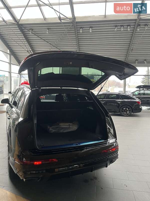 Позашляховик / Кросовер Audi Q7 2025 в Дніпрі