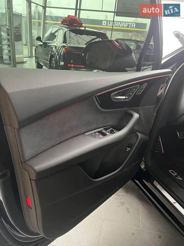 Позашляховик / Кросовер Audi Q7 2025 в Дніпрі