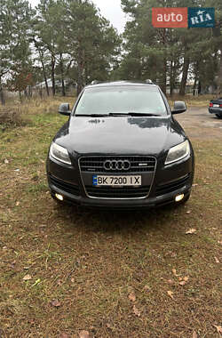 Внедорожник / Кроссовер Audi Q7 2007 в Сарнах