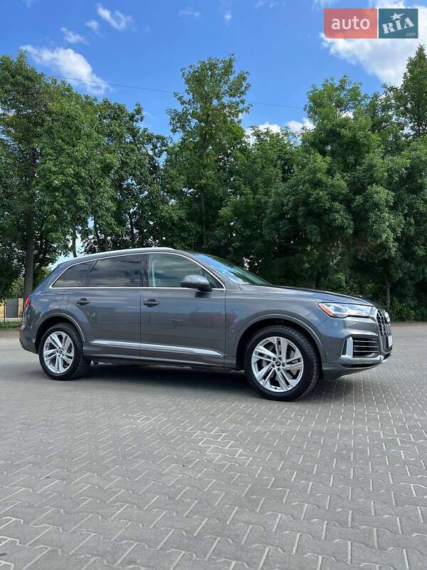 Позашляховик / Кросовер Audi Q7 2020 в Львові фото 7 Позашляховик / Кросовер Audi Q7 2020 в Львові