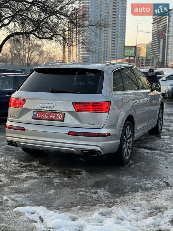 Позашляховик / Кросовер Audi Q7 2017 в Києві фото 9 Позашляховик / Кросовер Audi Q7 2017 в Києві