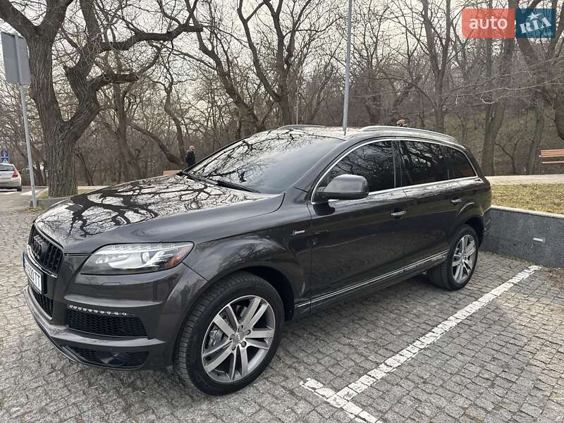 Позашляховик / Кросовер Audi Q7 2014 в Одесі