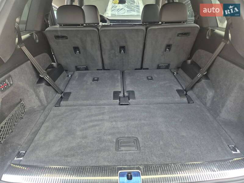 Внедорожник / Кроссовер Audi Q7 2021 в Коломые фото 32 Внедорожник / Кроссовер Audi Q7 2021 в Коломые