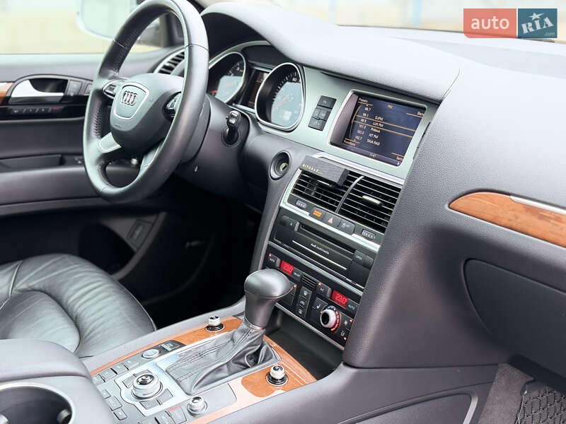 Позашляховик / Кросовер Audi Q7 2013 в Полтаві фото 23 Позашляховик / Кросовер Audi Q7 2013 в Полтаві