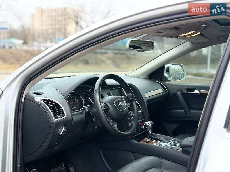 Позашляховик / Кросовер Audi Q7 2013 в Полтаві фото 27 Позашляховик / Кросовер Audi Q7 2013 в Полтаві