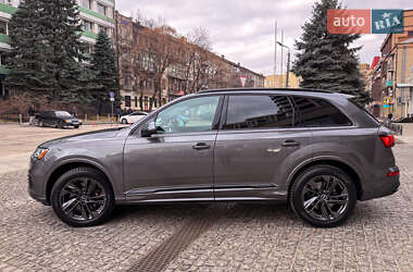 Внедорожник / Кроссовер Audi Q7 2020 в Днепре