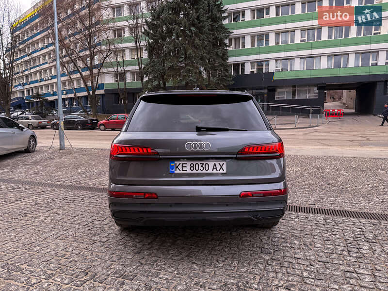 Внедорожник / Кроссовер Audi Q7 2020 в Днепре фото 5 Внедорожник / Кроссовер Audi Q7 2020 в Днепре