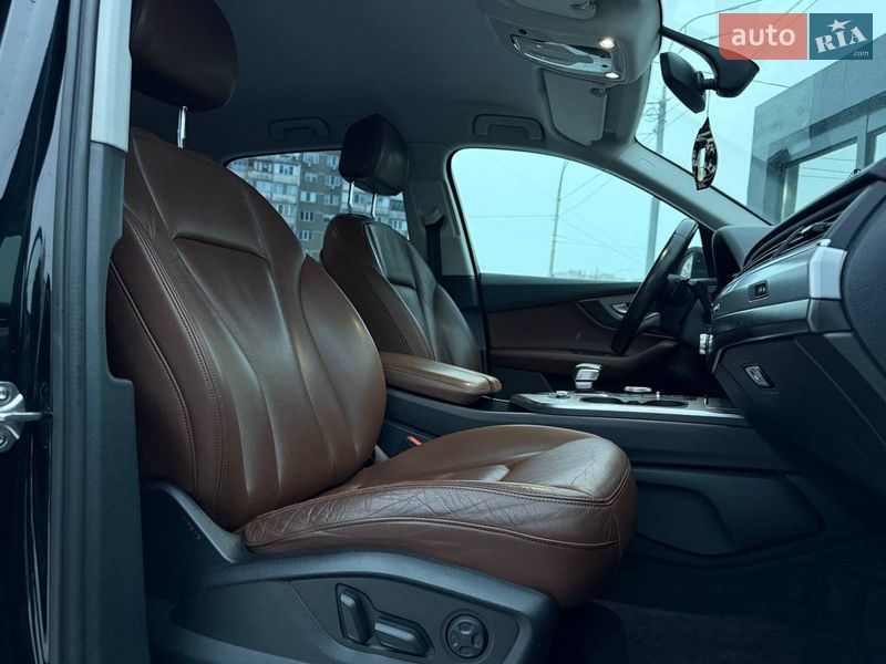 Позашляховик / Кросовер Audi Q7 2017 в Києві фото 12 Позашляховик / Кросовер Audi Q7 2017 в Києві