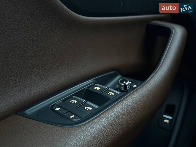 Позашляховик / Кросовер Audi Q7 2017 в Києві фото 16 Позашляховик / Кросовер Audi Q7 2017 в Києві