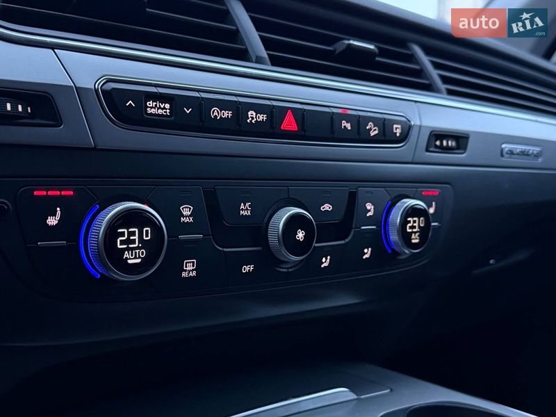 Позашляховик / Кросовер Audi Q7 2017 в Києві фото 20 Позашляховик / Кросовер Audi Q7 2017 в Києві