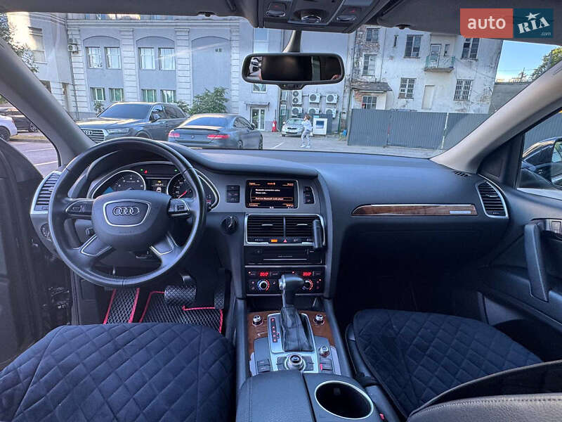 Внедорожник / Кроссовер Audi Q7 2015 в Львове