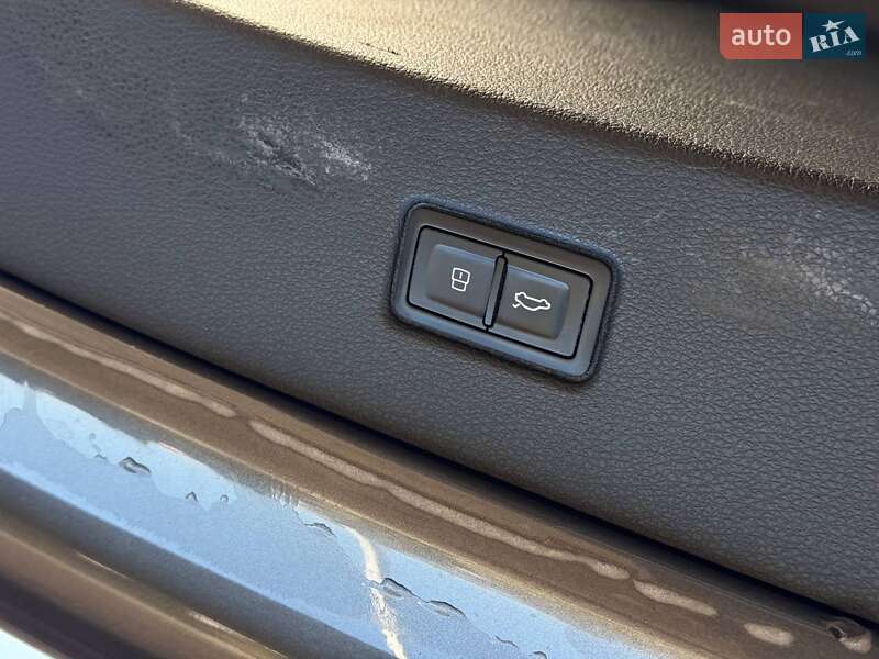 Позашляховик / Кросовер Audi Q7 2017 в Кам'янець-Подільському