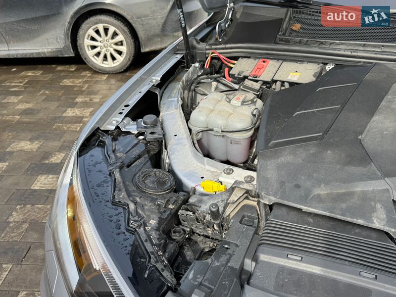 Внедорожник / Кроссовер Audi Q7 2021 в Полтаве