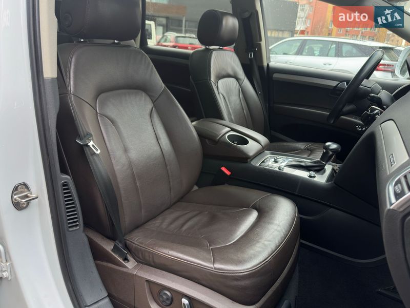 Внедорожник / Кроссовер Audi Q7 2013 в Одессе