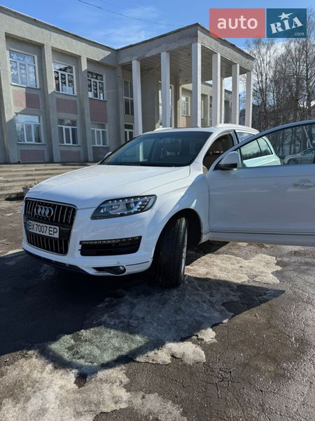 Позашляховик / Кросовер Audi Q7 2010 в Волочиську
