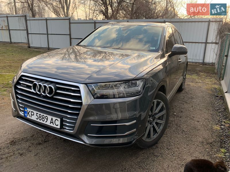 Внедорожник / Кроссовер Audi Q7 2019 в Запорожье
