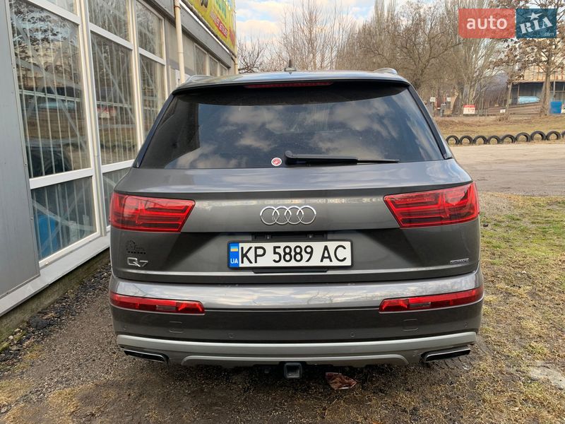 Внедорожник / Кроссовер Audi Q7 2019 в Запорожье