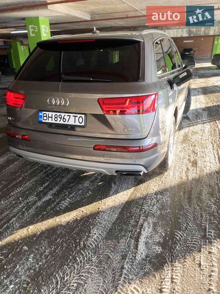 Внедорожник / Кроссовер Audi Q7 2017 в Львове