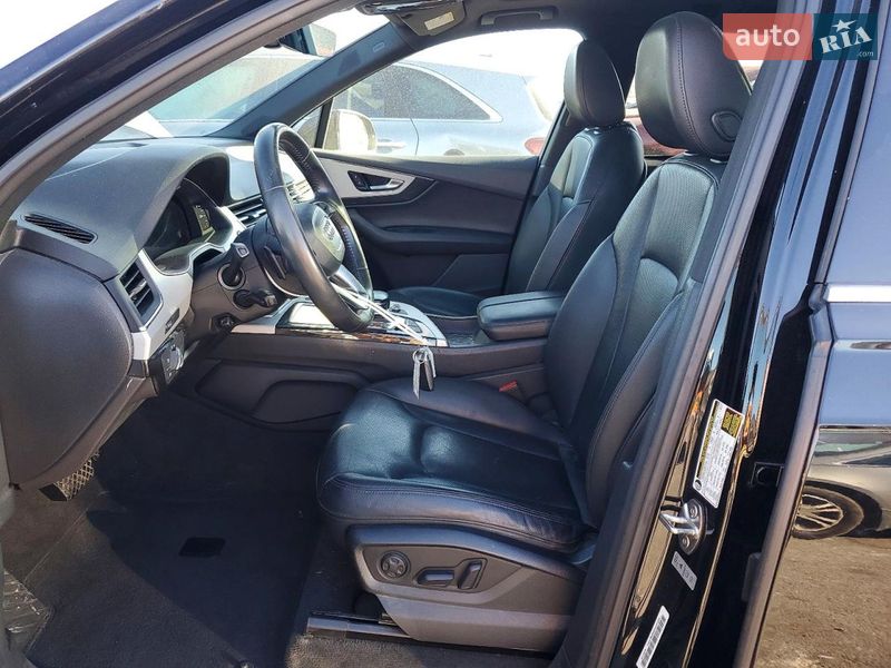 Внедорожник / Кроссовер Audi Q7 2018 в Тернополе