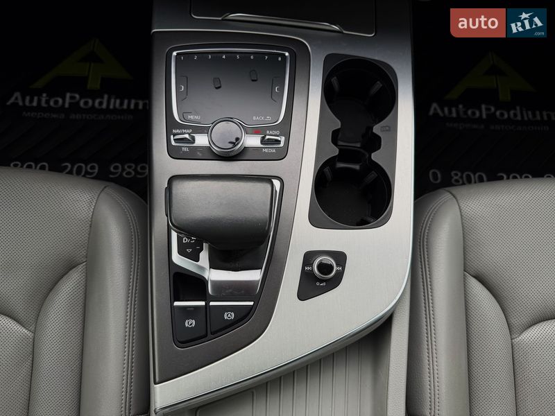 Внедорожник / Кроссовер Audi Q7 2015 в Киеве