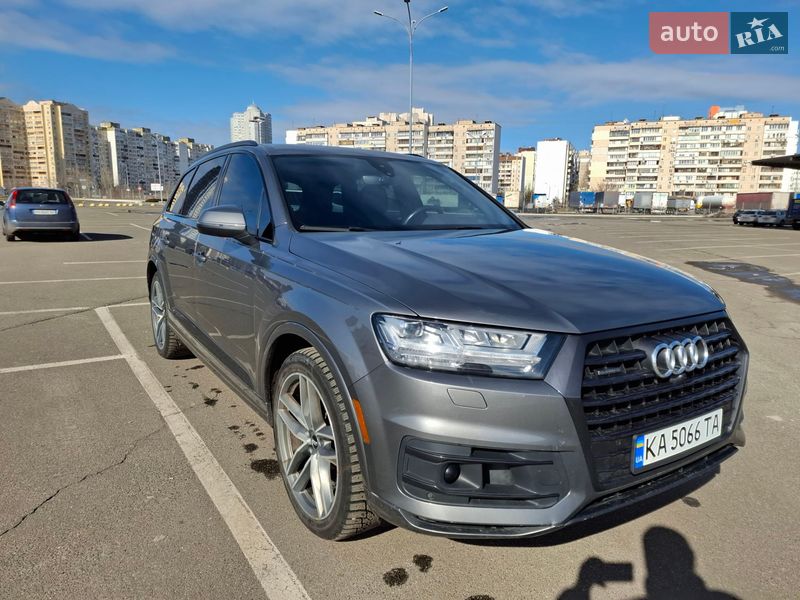 Внедорожник / Кроссовер Audi Q7 2016 в Киеве