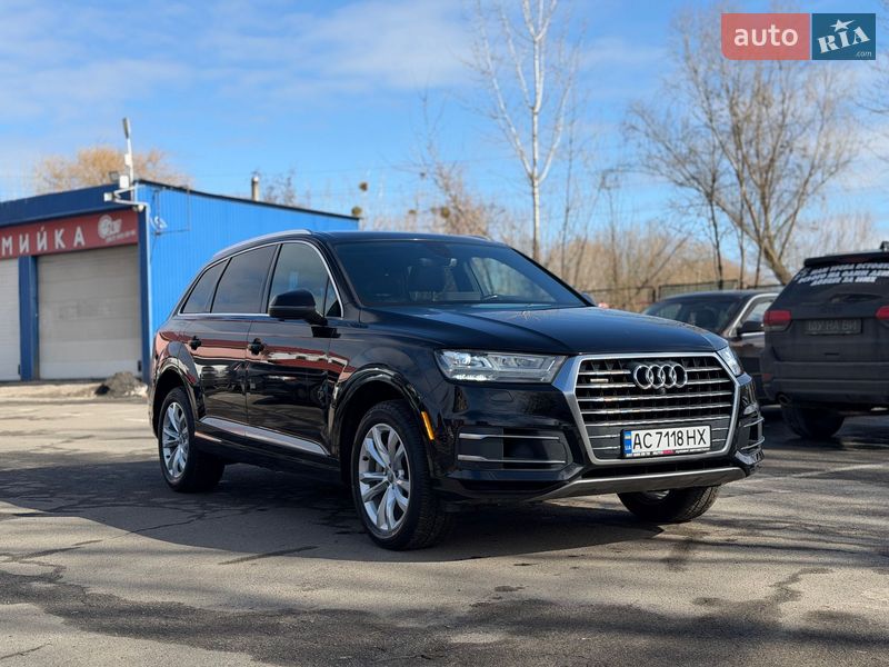 Внедорожник / Кроссовер Audi Q7 2016 в Киеве