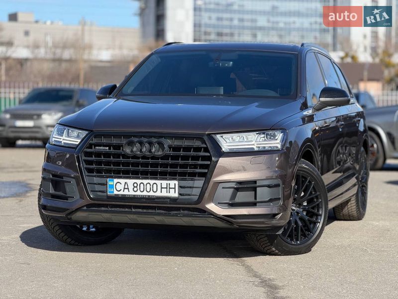 Внедорожник / Кроссовер Audi Q7 2016 в Киеве