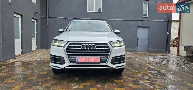 Внедорожник / Кроссовер Audi Q7 2019 в Львове