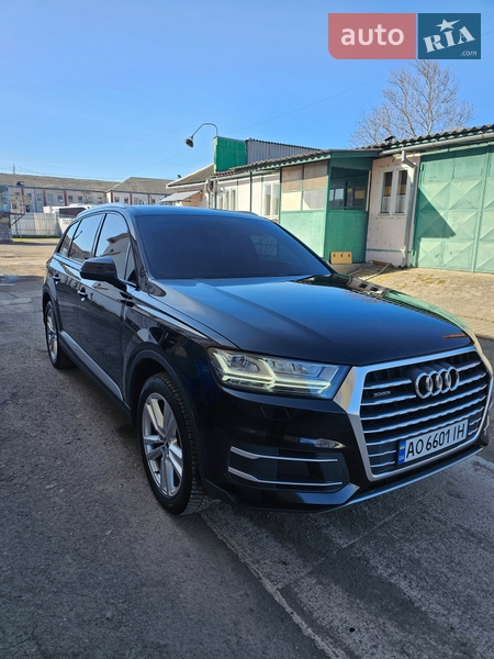 Audi Q7 2015
