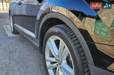 Внедорожник / Кроссовер Audi Q7 2015 в Мукачево