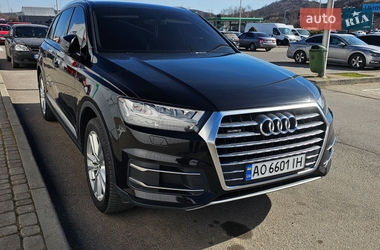 Позашляховик / Кросовер Audi Q7 2015 в Мукачевому