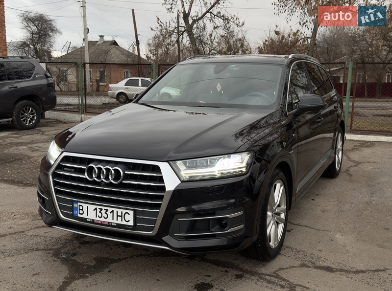 Внедорожник / Кроссовер Audi Q7 2018 в Полтаве