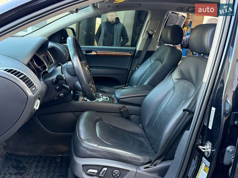 Позашляховик / Кросовер Audi Q7 2014 в Володимирі